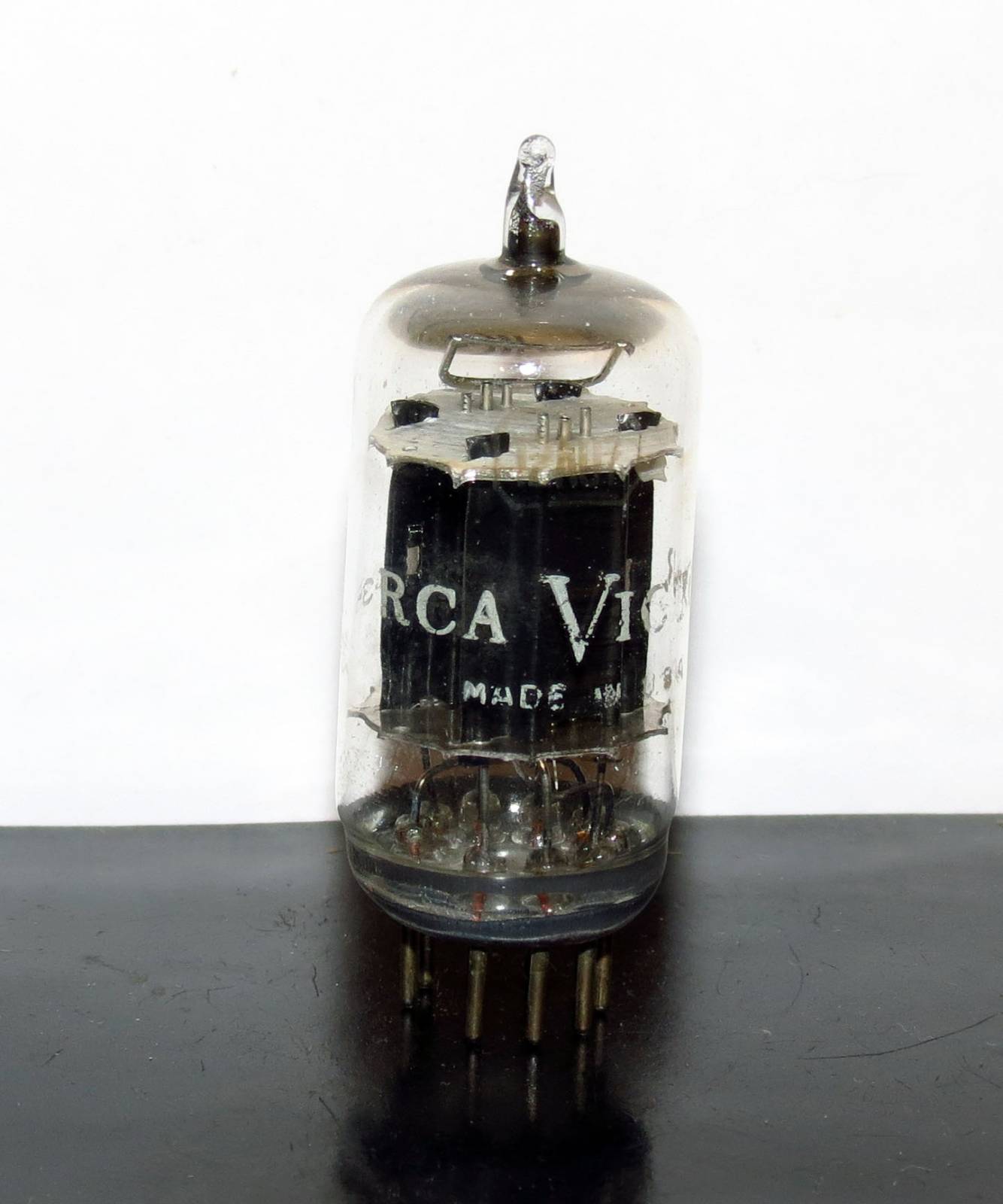 RCA Victor 12au7/ECC82 Black Plates D-getter 1949